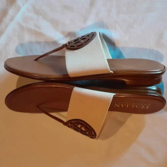 Italian Shoemakers Sandals - Picture 4 of 7